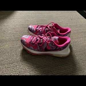 Nike KD 8 aunt pearl